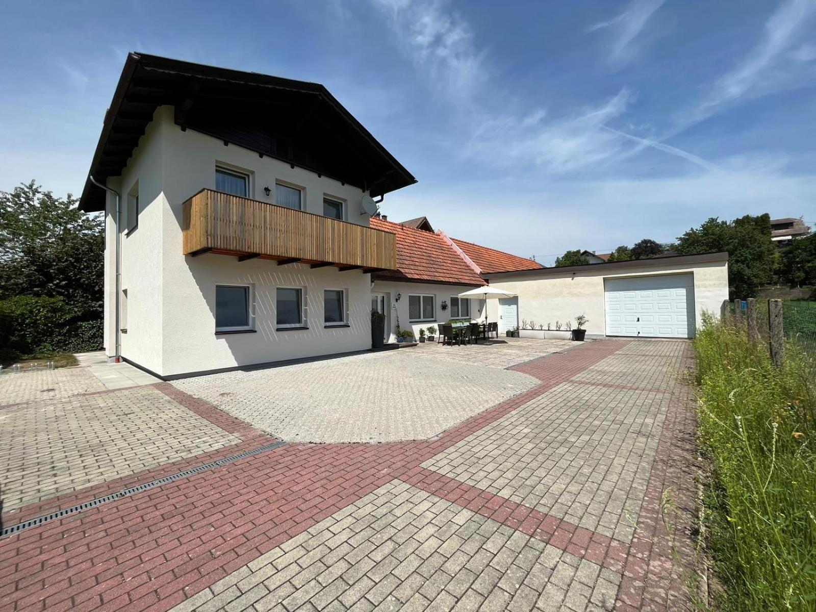 Danner Familien-Ferienwohnungen Schoerfling Am Attersee エクステリア 写真